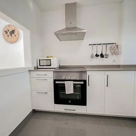Sunset Paradise - 1 Bedroom With Ocean Views And Pool, Pa74